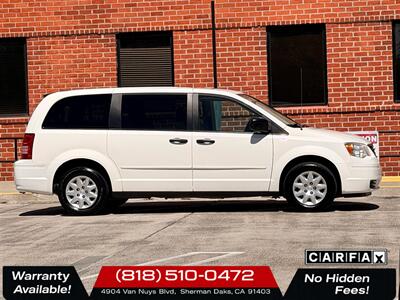 2008 Chrysler Town & Country LX - Photo 7 - Sherman Oaks, CA 91403-1701