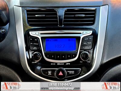 2013 Hyundai ACCENT SE   - Photo 17 - Sherman Oaks, CA 91403-1701