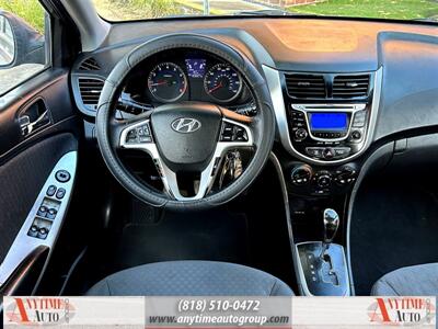 2013 Hyundai ACCENT SE   - Photo 12 - Sherman Oaks, CA 91403-1701