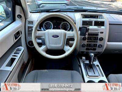 2009 Ford Escape Hybrid Hybrid   - Photo 12 - Sherman Oaks, CA 91403-1701