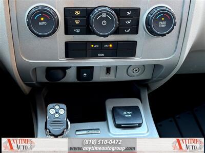 2009 Ford Escape Hybrid Hybrid   - Photo 19 - Sherman Oaks, CA 91403-1701