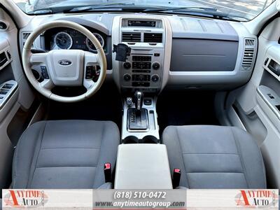 2009 Ford Escape Hybrid Hybrid   - Photo 11 - Sherman Oaks, CA 91403-1701