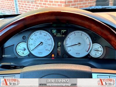 2005 Chrysler 300 Series   - Photo 17 - Sherman Oaks, CA 91403-1701