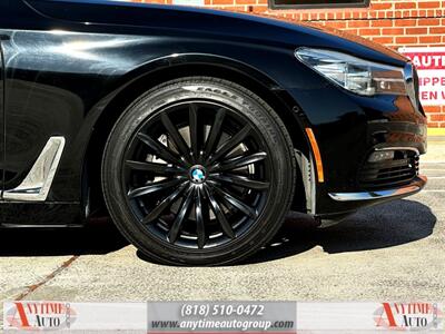 2017 BMW 740i   - Photo 30 - Sherman Oaks, CA 91403-1701