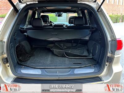 2014 Jeep Grand Cherokee Overland   - Photo 30 - Sherman Oaks, CA 91403-1701