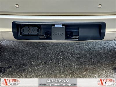 2014 Jeep Grand Cherokee Overland   - Photo 32 - Sherman Oaks, CA 91403-1701