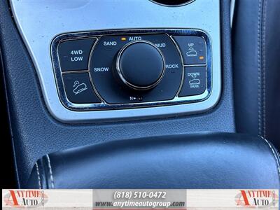 2014 Jeep Grand Cherokee Overland   - Photo 22 - Sherman Oaks, CA 91403-1701