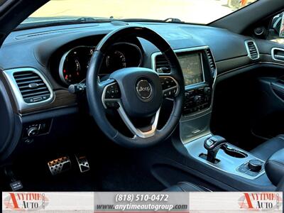 2014 Jeep Grand Cherokee Overland   - Photo 13 - Sherman Oaks, CA 91403-1701