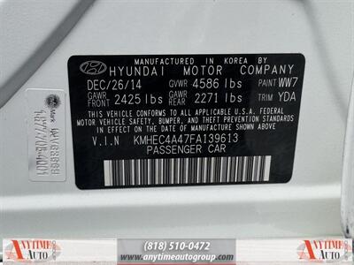 2015 Hyundai SONATA Hybrid   - Photo 11 - Sherman Oaks, CA 91403-1701