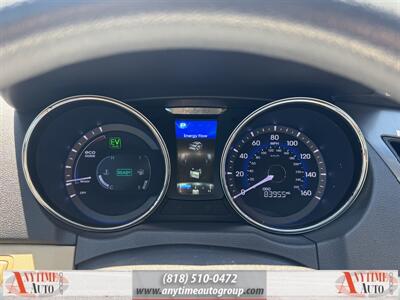 2015 Hyundai SONATA Hybrid   - Photo 7 - Sherman Oaks, CA 91403-1701