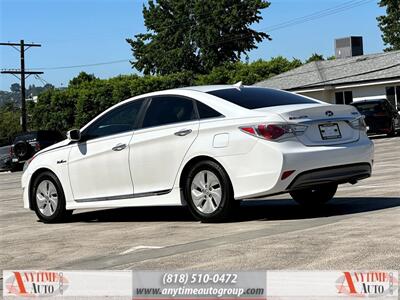 2015 Hyundai SONATA Hybrid   - Photo 5 - Sherman Oaks, CA 91403-1701
