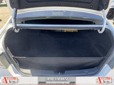 2015 Hyundai SONATA Hybrid   - Photo 9 - Sherman Oaks, CA 91403-1701