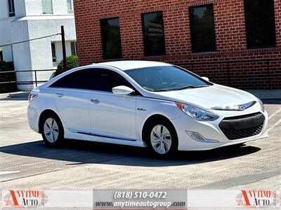 2015 Hyundai SONATA Hybrid   - Photo 9 - Sherman Oaks, CA 91403-1701