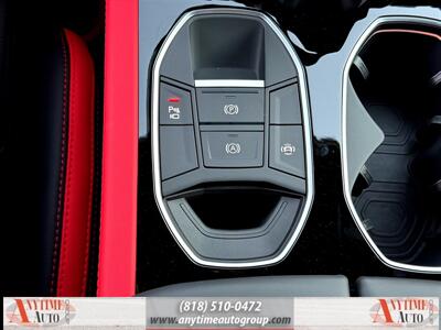 2025 Lamborghini Urus SE   - Photo 20 - Sherman Oaks, CA 91403-1701