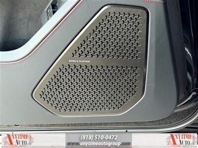 2025 Lamborghini Urus SE   - Photo 23 - Sherman Oaks, CA 91403-1701