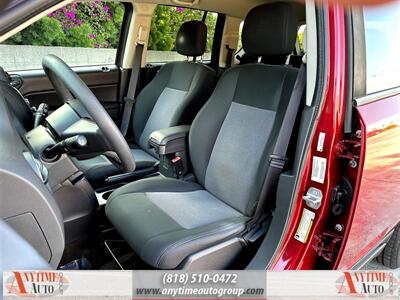 2014 Jeep Compass Sport   - Photo 15 - Sherman Oaks, CA 91403-1701