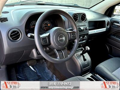 2014 Jeep Compass Sport   - Photo 14 - Sherman Oaks, CA 91403-1701