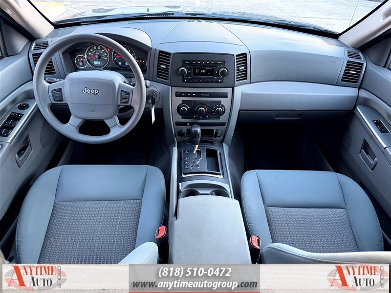 2007 Jeep Grand Cherokee Laredo - Photo 10 - Sherman Oaks, CA 91403-1701