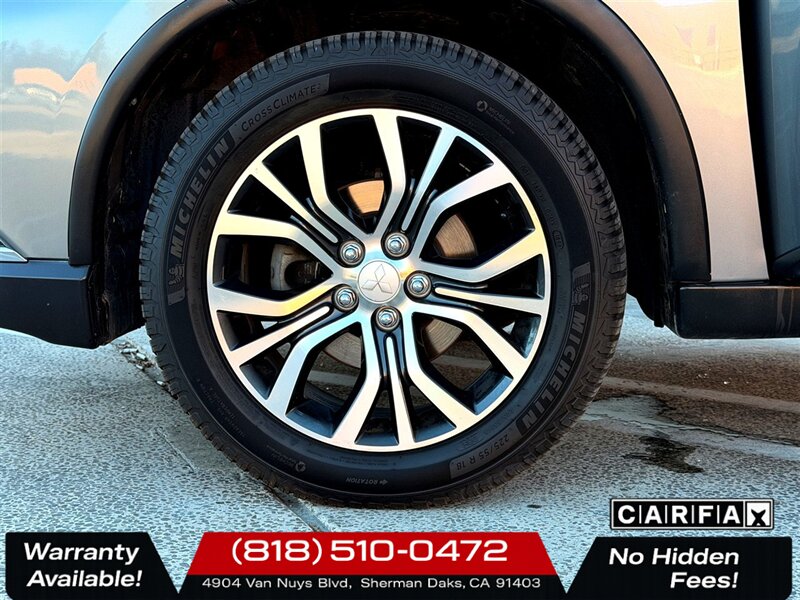 2017 Mitsubishi Outlander ES   - Photo 25 - Sherman Oaks, CA 91403-1701