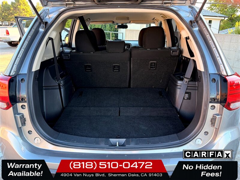 2017 Mitsubishi Outlander ES   - Photo 23 - Sherman Oaks, CA 91403-1701