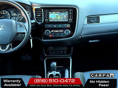 2017 Mitsubishi Outlander ES   - Photo 12 - Sherman Oaks, CA 91403-1701