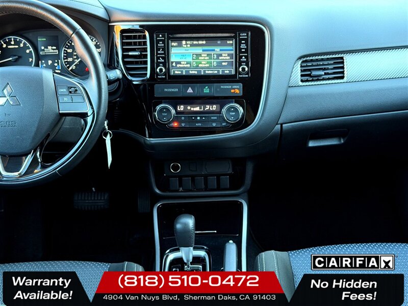 2017 Mitsubishi Outlander ES   - Photo 12 - Sherman Oaks, CA 91403-1701