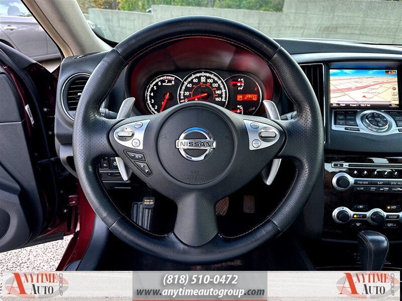 2011 Nissan Maxima SV photo 20