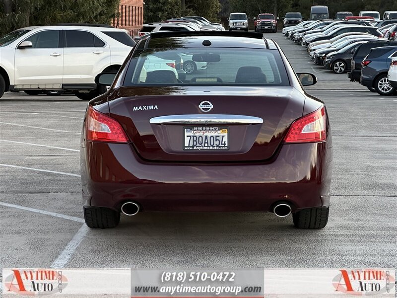 2011 Nissan Maxima SV photo 5