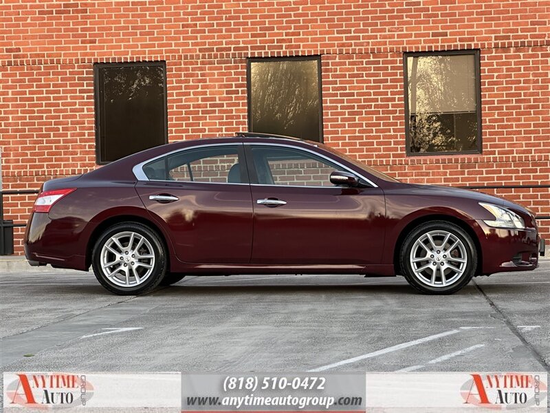 2011 Nissan Maxima SV photo 7