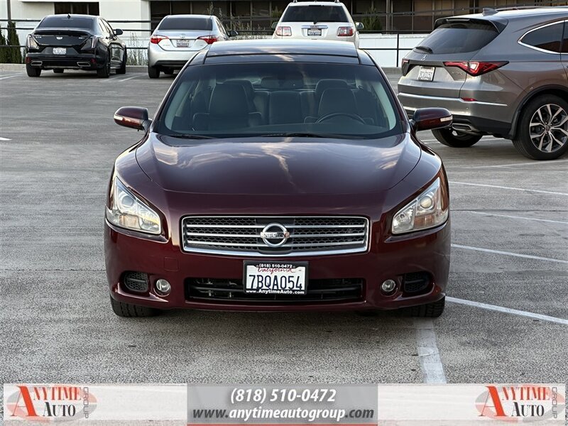 2011 Nissan Maxima SV photo 2