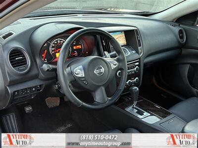 2011 Nissan Maxima 3.5 SV   - Photo 12 - Sherman Oaks, CA 91403-1701