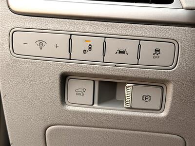 2020 Hyundai PALISADE SEL   - Photo 20 - Sherman Oaks, CA 91403-1701