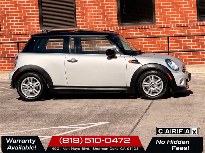2012 MINI Cooper Hardtop   - Photo 8 - Sherman Oaks, CA 91403-1701