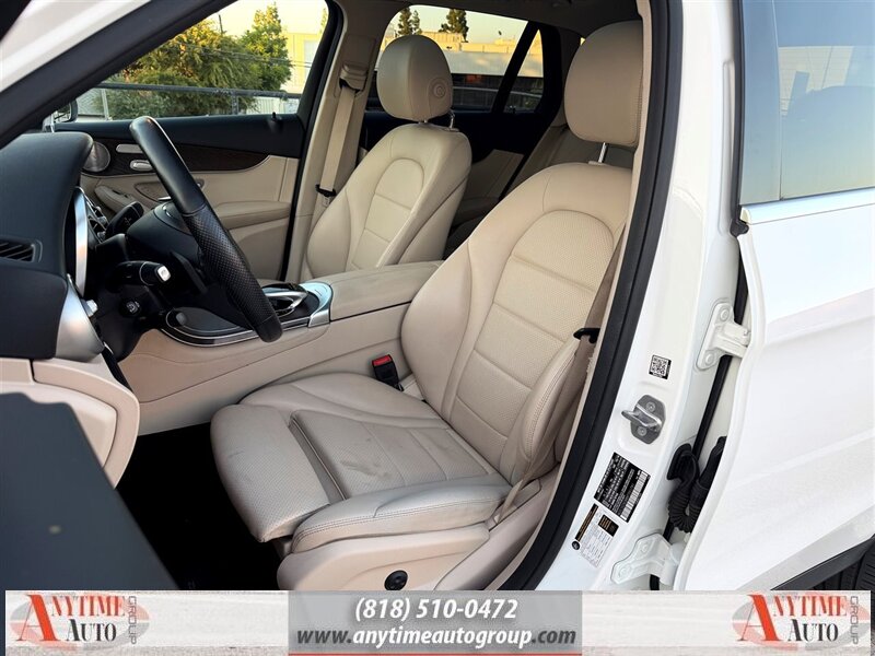 2019 Mercedes-Benz GLC GLC 350e 4MATIC - Photo 12 - Sherman Oaks, CA 91403-1701