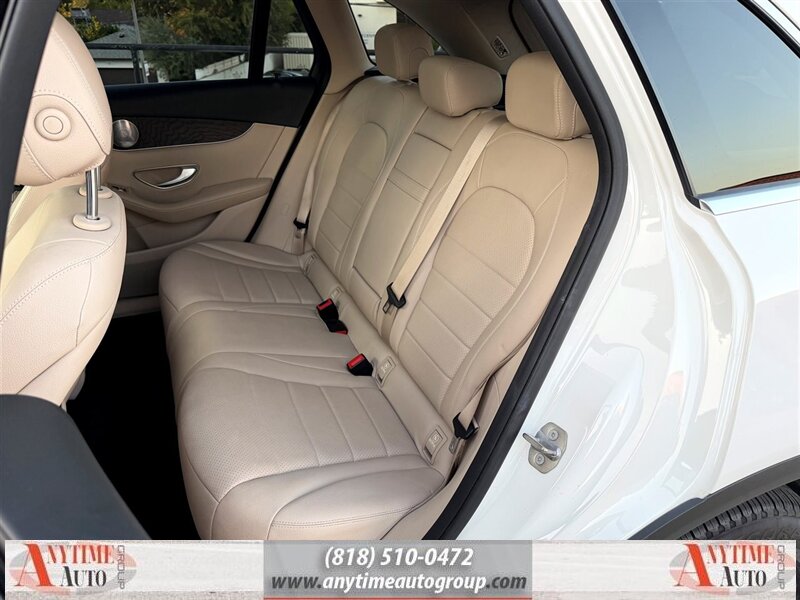 2019 Mercedes-Benz GLC GLC 350e 4MATIC - Photo 24 - Sherman Oaks, CA 91403-1701