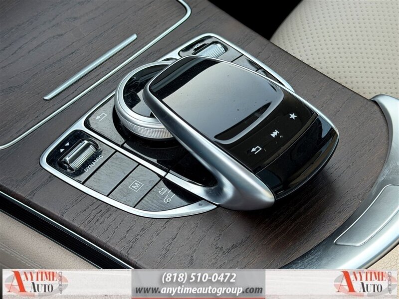 2019 Mercedes-Benz GLC GLC 350e 4MATIC - Photo 18 - Sherman Oaks, CA 91403-1701