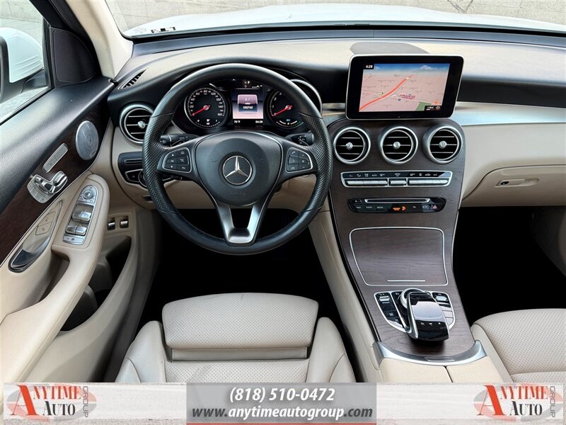 2019 Mercedes-Benz GLC GLC 350e 4MATIC - Photo 10 - Sherman Oaks, CA 91403-1701