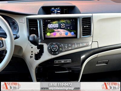 2013 Toyota Sienna LE 8-Passenger   - Photo 12 - Sherman Oaks, CA 91403-1701