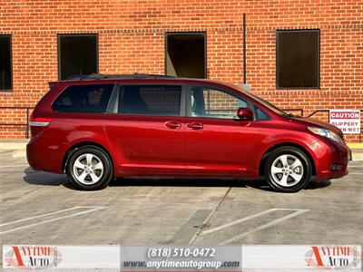 2013 Toyota Sienna LE 8-Passenger   - Photo 8 - Sherman Oaks, CA 91403-1701