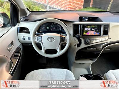 2013 Toyota Sienna LE 8-Passenger   - Photo 11 - Sherman Oaks, CA 91403-1701