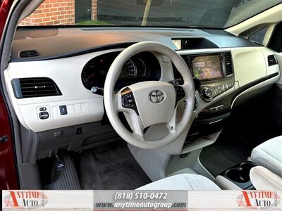 2013 Toyota Sienna LE 8-Passenger   - Photo 13 - Sherman Oaks, CA 91403-1701