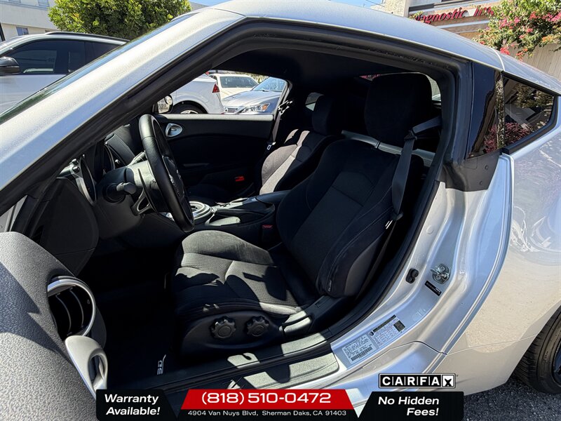 2017 Nissan 370Z   - Photo 8 - Sherman Oaks, CA 91403-1701