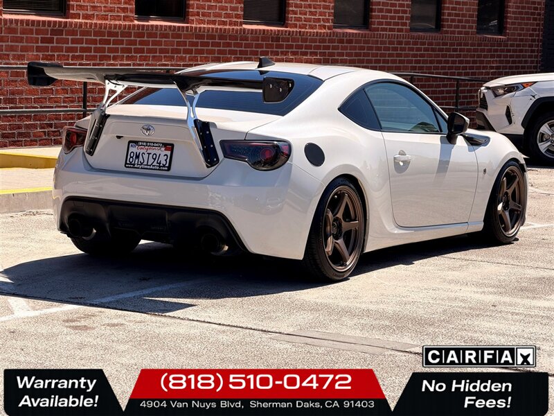 2017 Toyota 86   - Photo 6 - Sherman Oaks, CA 91403-1701