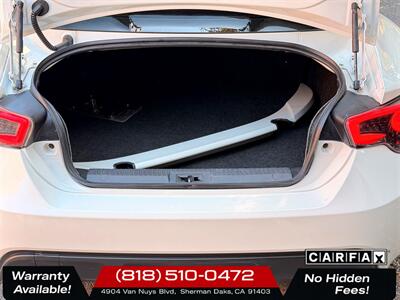 2017 Toyota 86   - Photo 19 - Sherman Oaks, CA 91403-1701