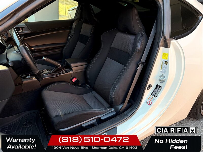 2017 Toyota 86   - Photo 9 - Sherman Oaks, CA 91403-1701