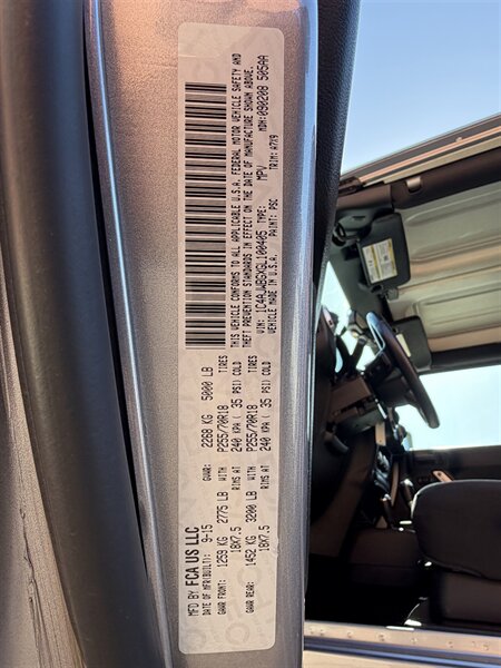 2016 Jeep Wrangler Sahara   - Photo 14 - Sherman Oaks, CA 91403-1701