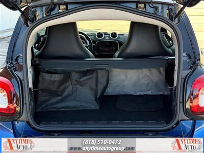 2016 Smart fortwo Passion   - Photo 18 - Sherman Oaks, CA 91403-1701