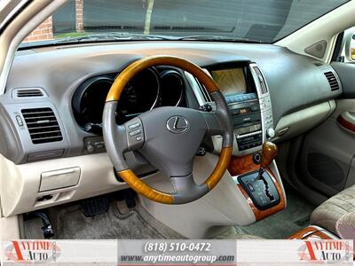 2004 Lexus RX 330   - Photo 14 - Sherman Oaks, CA 91403-1701