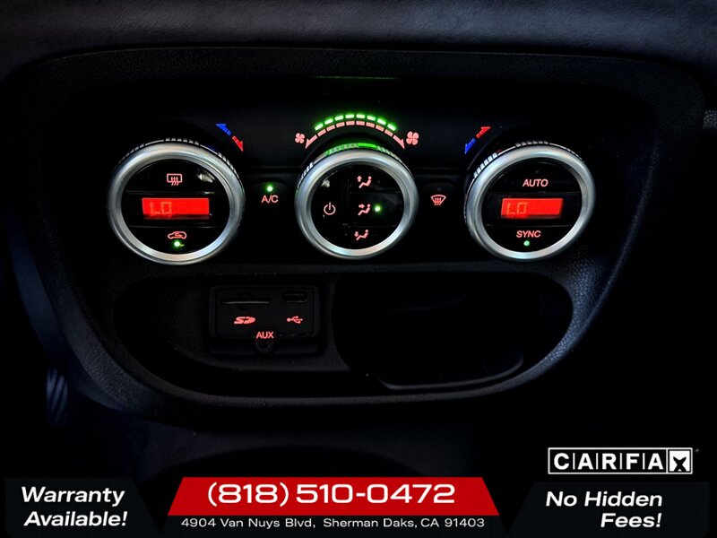2014 FIAT 500L Lounge - Photo 18 - Sherman Oaks, CA 91403-1701