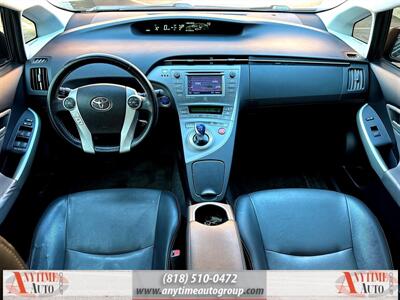 2014 Toyota Prius Five   - Photo 11 - Sherman Oaks, CA 91403-1701